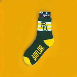 For Bare Feet Baylor University 5 Stripe Logo Quarter Sock Green & Yellow NCAA